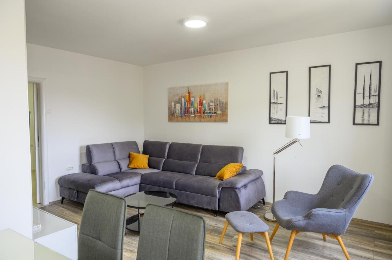 Apartment Tina Ploce  Ngoại thất bức ảnh