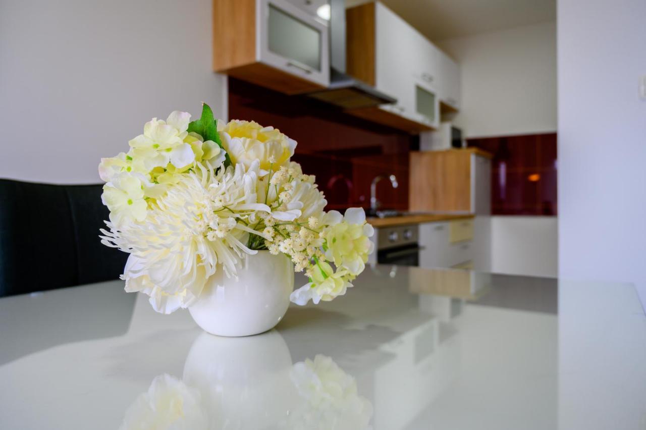 Apartment Tina Ploce  Ngoại thất bức ảnh