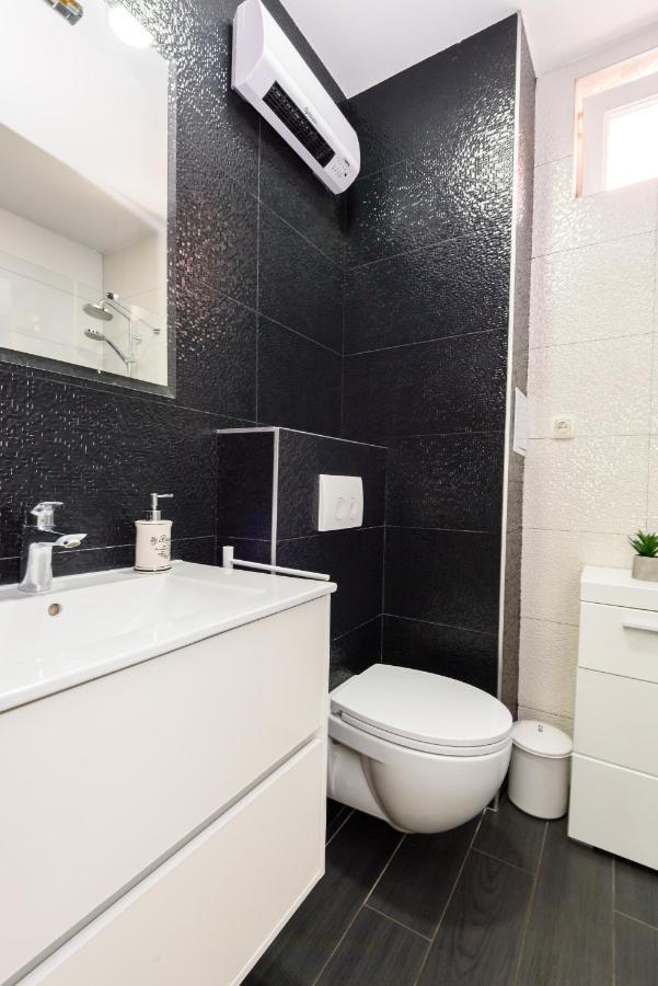 Apartment Tina Ploce  Ngoại thất bức ảnh