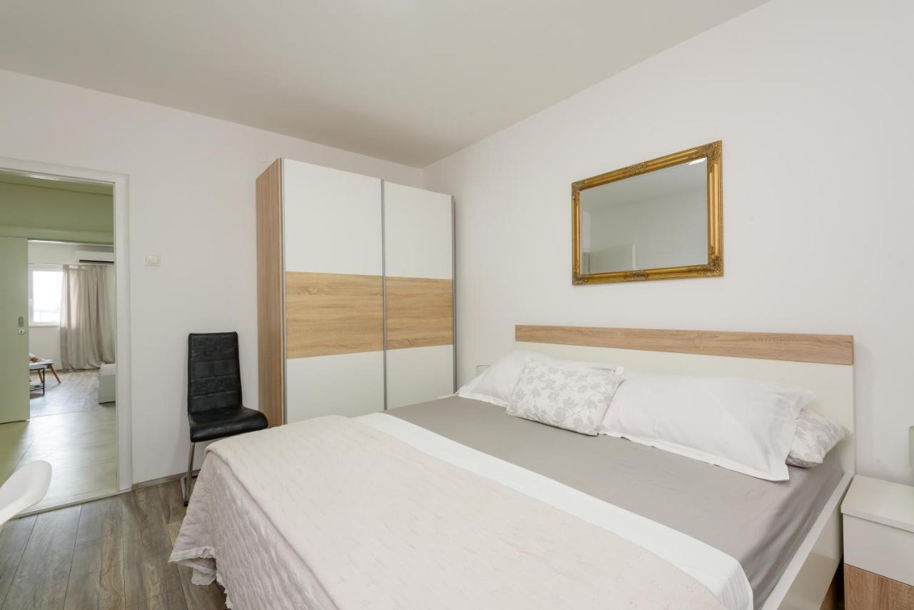Apartment Tina Ploce  Ngoại thất bức ảnh