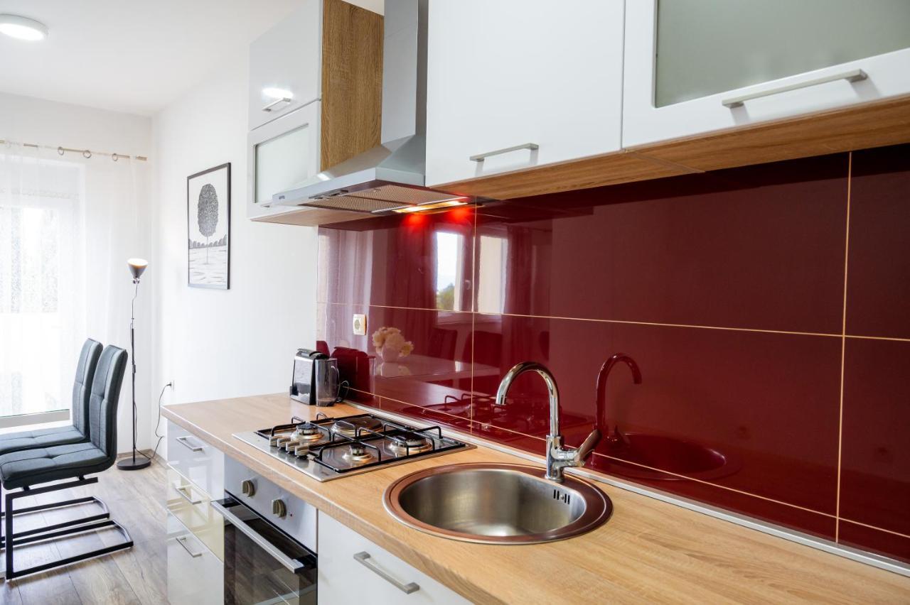 Apartment Tina Ploce  Ngoại thất bức ảnh
