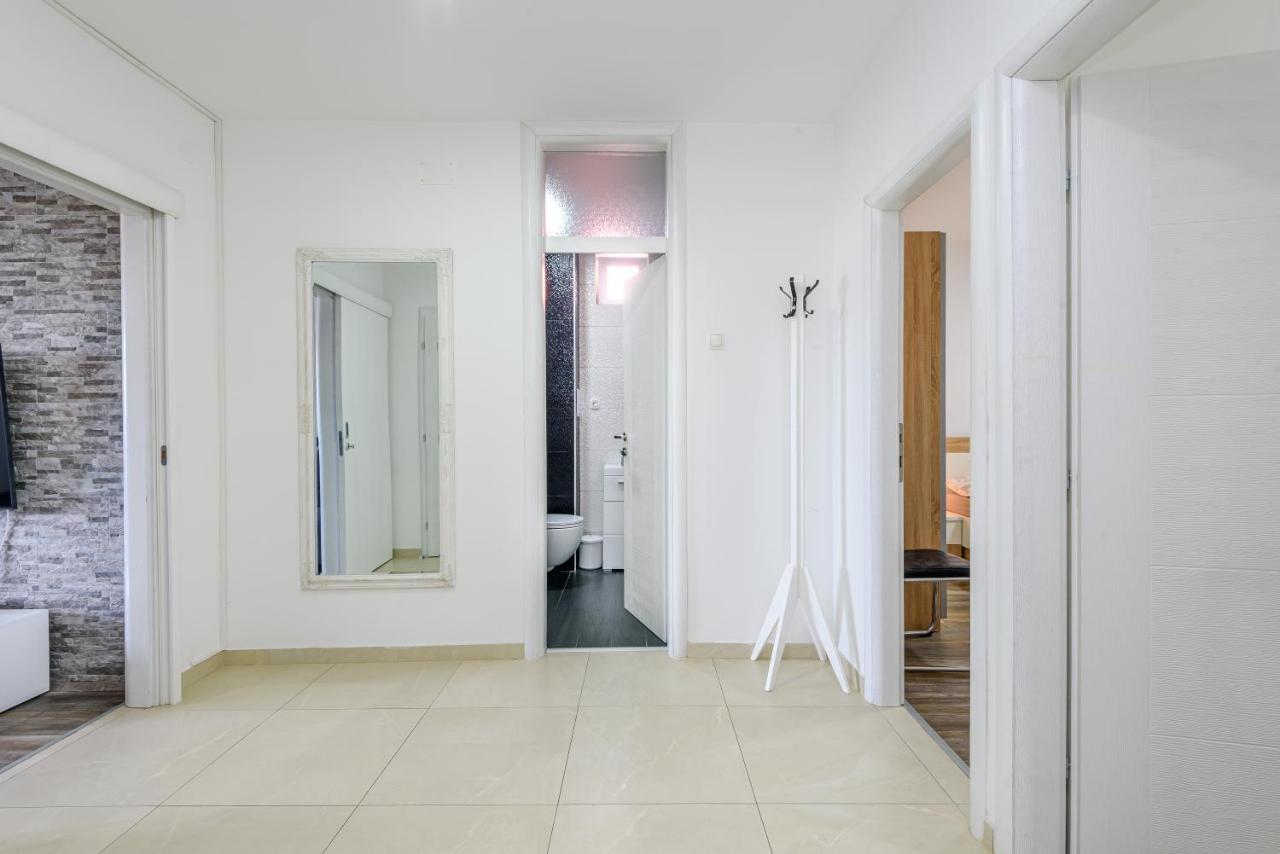 Apartment Tina Ploce  Ngoại thất bức ảnh