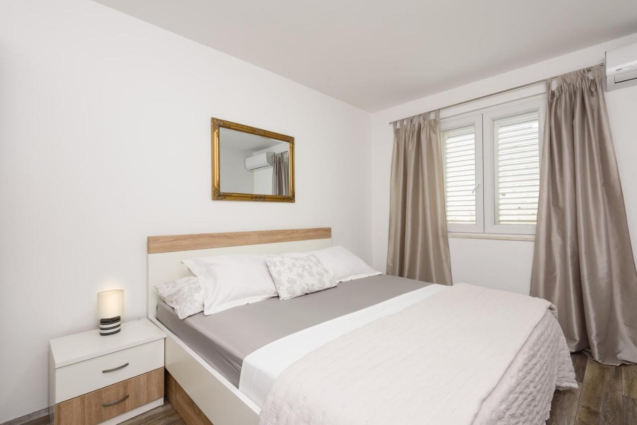 Apartment Tina Ploce  Ngoại thất bức ảnh